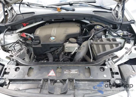 2015 BMW X3 xDrive28I z USA, uszkodzony, nr VIN 5UXWX9C55F0D53720